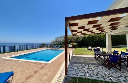 Skala Villa | Discover Villa Sakos in Skala Kefalonia - Family-Friendly Retreat