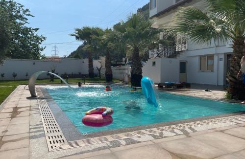 Elbasan Villa | Villa Salo: 4-Star Retreat with Pool and Family Amenities