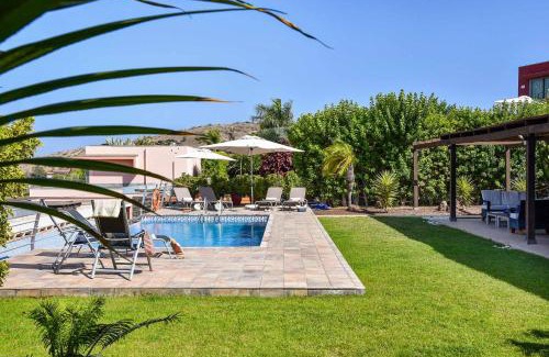 Salobre Villa | Villa Salobre 3: Family-Friendly Stay with Ocean Views