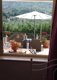 Capaci House | Villa Salvatore: Relax with Spa, Breakfast & Hot Tub