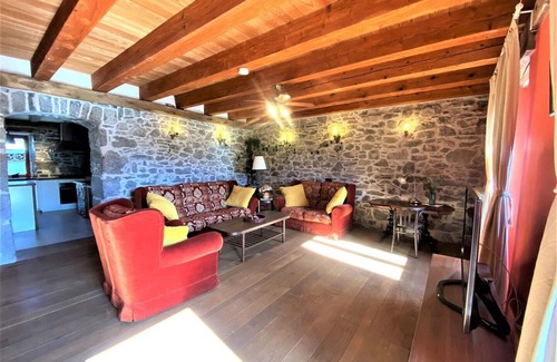 Veli Brgud Villa | Discover Villa Salvia: Family-Friendly with Pool in Ruzici