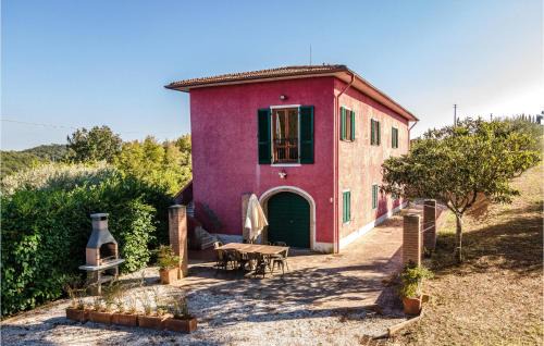 San Gervasio House | Villa Sambuco: Family-Friendly Retreat with Pool & Pets Welcome
