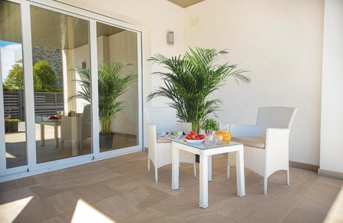 Cambrils Villa | Villa Santander: 4-Star Ocean View Retreat with Pool