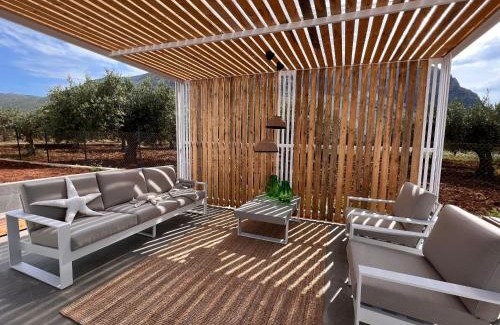 Castelluzzo Villa | Villa Santareddi: Child-Friendly Escape with 9.9/10 Rating
