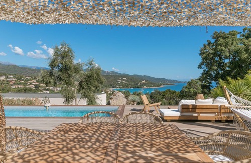 Conca Villa | Villa Saona 8P Favone: Poolside Retreat Near the Beach
