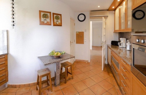 Vilamoura Villa | Villa Sara - Guest Rated 9.8 with Pool & Spa Amenities