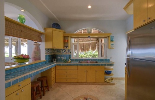 Playa del Secreto Villa | Beachfront Villa with Private Pool in Gated Resort