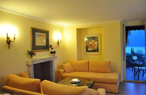 Castagnola Apartment | Relax at Villa Sassalto: Oceanfront Retreat with 4 Stars