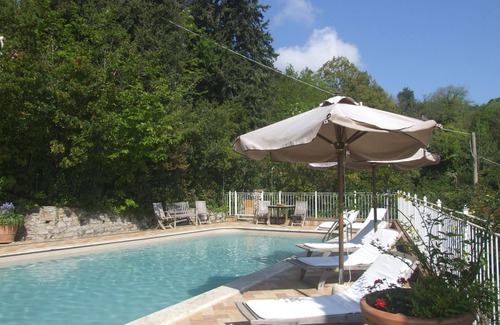 Val Canina House | Experience Villa Sassetta: Family-Friendly with Pool & Breakfast