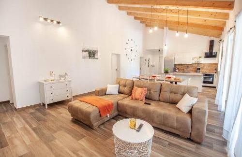 Debeljuhi Villa | Villa Savey: Oceanfront Retreat with Heated Pool & Top Ratings
