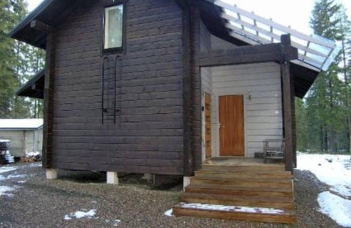 Rautavaara House | Elegant Villa Savonia: Scenic Lake View & Spa Retreat