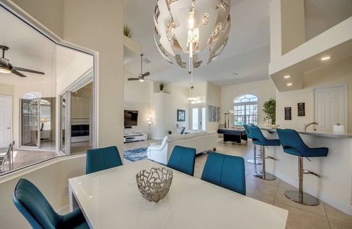 Caloosahatchee Villa | Villa Saxony: Relax by the Pool with Oceanfront Views