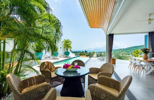 Bophut Hills Villa | Villa Sayam: Oceanfront Escape with Exceptional Reviews