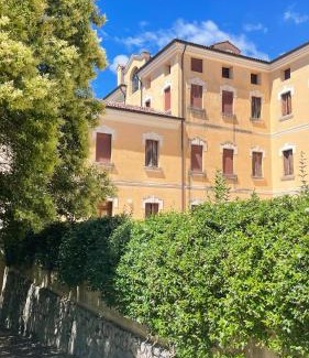 Crespano del Grappa Hotel | Family-Friendly Villa Scalabrini with Wheelchair Access
