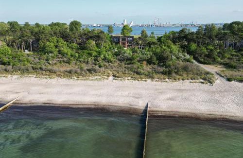 Hohe Dune Apartment | Oceanfront Villa Schmidt Warnemünde - 4-Star Guest Rated Stay