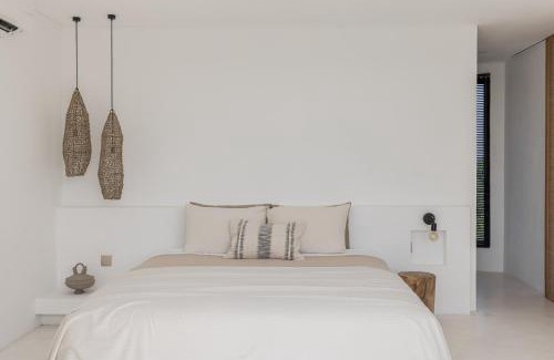 Pererenan Villa | Villa Scorcio: Relaxing 3BR Retreat with Ocean Views