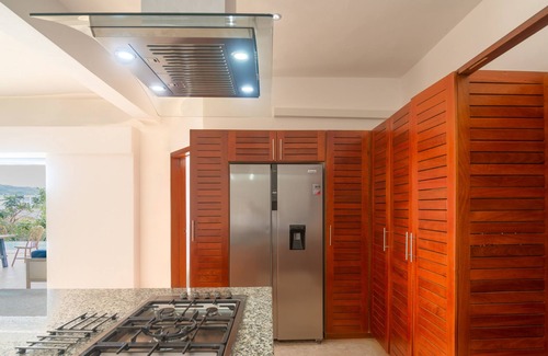 Las Terrenas Villa | Villa Sea and Nature view - 6 BR with A/C - 2 pools - 1 jacuzzi for 6 pers WIFI