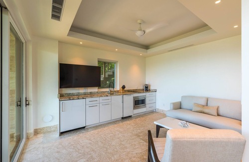 North Sound Villa | Villa Sea Sabella: Relaxing Retreat with Private Pool & Spa