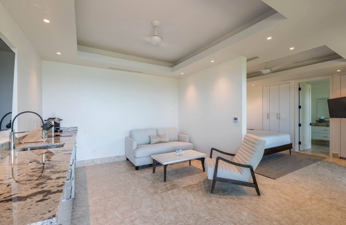 North Sound Villa | Villa Sea Sabella: Relaxing Retreat with Private Pool & Spa