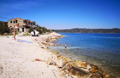 Drvenik Mali Villa | Beachfront Villa Sea Side: 4-Star Stay with Ocean Views