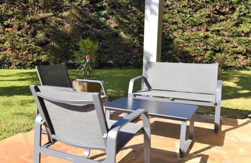 Saubion House | Villa Sea, Surf & Golf: Family-Friendly Stay in Hossegor