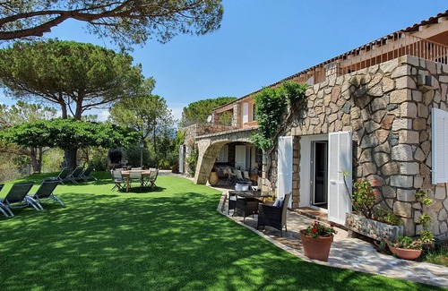 Pinarellu Villa | Oceanview Villa with Secure Pool, 250m to Beach
