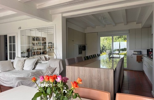 Boulogne-sur-Mer Villa | Scenic Serenity View Villa with Breathtaking Sunsets