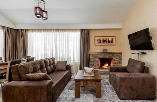 Bakuriani House | Delightful Villa with Pool Access in Crystal - 4 Stars