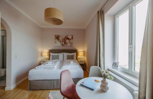 Jois Apartment | Villa SEEhnsucht: Guest Rated 10/10 with Hot Tub & Breakfast