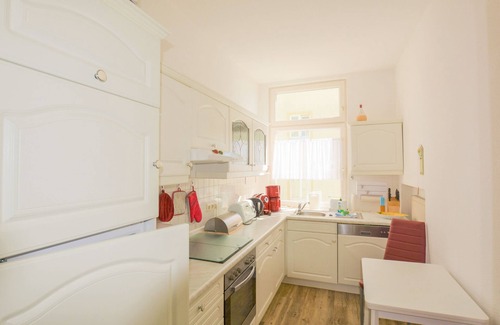 Sassnitz Apartment | Villa Seerose Rügen: Family-Friendly Apartment with Kitchen