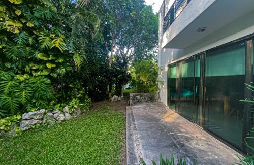 Puerto Juarez Villa | Relax at Villa Agua de Cenote in Playa del Carmen