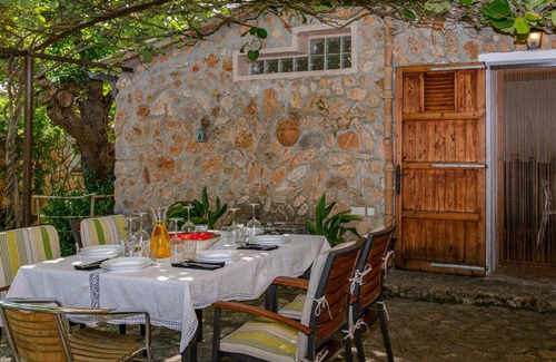 Pollensa House | Tranquil Villa Sementer del Molinet with Oceanfront Pool