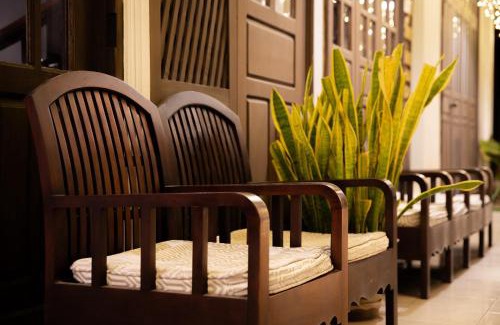 Luang Prabang Hotel | Affordable Villa Senesouk in Luang Prabang with Kitchen