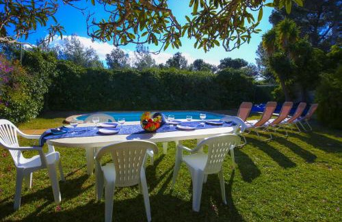 Salou Villa | Family-Friendly Villa Serena with Pool & Pet Amenities