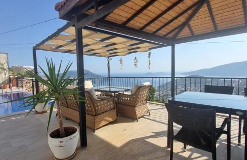 Kalkan Villa | Villa Serenity 3: Oceanfront Paradise with Pool & Pets Welcome