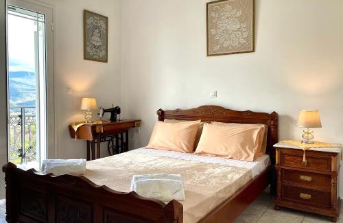 Lassi Villa | Oceanfront Villa Serenity Spilia - Guest Rated 9.9/10