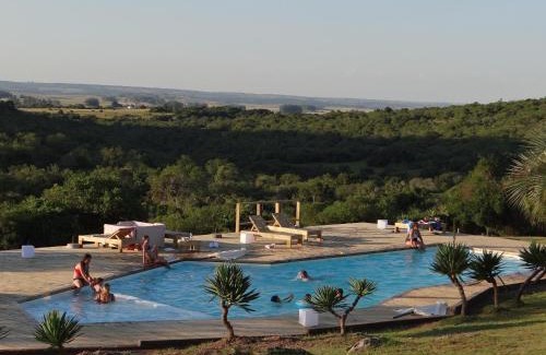 Maldonado Department Hotel | Villa Serrana - Mesón de las Cañas: Poolside Paradise Awaits