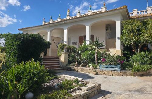 Padula Fede Apartment | Villa Sette Nani: Oceanfront Retreat with Spectacular Views