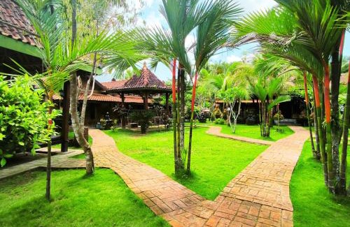 Borobudur House | Discover Villa Setumbu: Family-Friendly Getaway Awaits