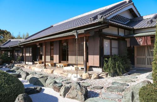 Hinasecho Hinase Villa | Villa SHINOBI -忍-: Pet-Friendly Retreat with 9.4 Rating