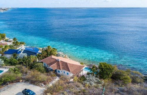 Sabadeco Villa | Discover Villa Shores 32: Family-Friendly with Pool & Hot Tub