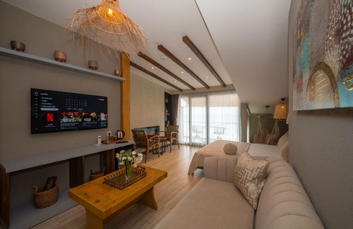 Arnavutkoy District House | Oceanfront Villa Siesta Hotel - Perfect for Families