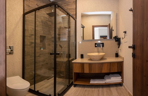 Arnavutkoy District House | Oceanfront Villa Siesta Hotel - Perfect for Families
