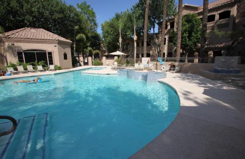North Scottsdale Apartment | Villa Signature: Pet-Friendly Retreat with Pool & Hot Tub