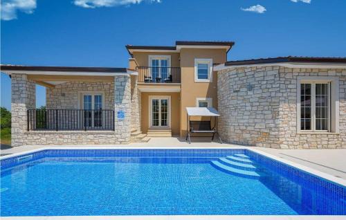 Jasenovica House | Relax at Villa Simic: A Family-Friendly 4-Star Retreat