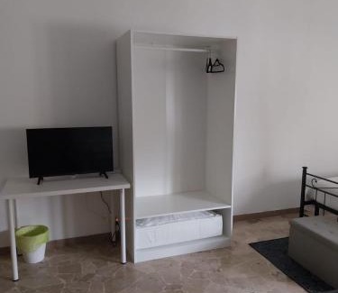 Samarate Apartment | VILLA SIMONA Malpensa Samarate
