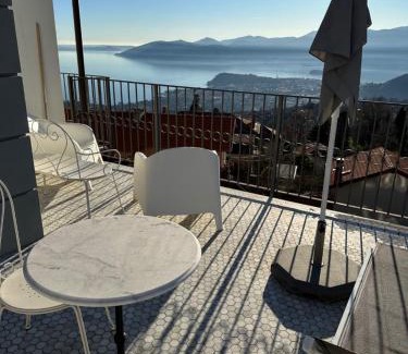 Bee Apartment | Oceanfront Villa Simonetta: Guest Rated 9.8 for Families