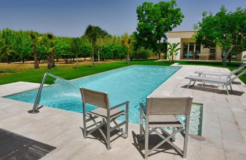 Cutrofiano House | Discover Villa Sirgole Rosa: Poolside Bliss in Galatina