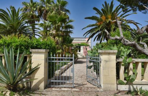 Cutrofiano House | Discover Villa Sirgole Rosa: Poolside Bliss in Galatina