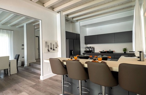 San Benedetto di Lugana Villa | Relax at Villa "Sirmione Front Lake" with Private Pool & Views